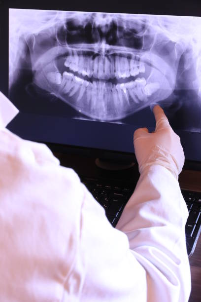 Best Emergency Gum Pain Relief  in Vandenberg Village, CA